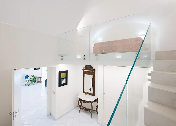 アパート Angelina Art アマルフィ