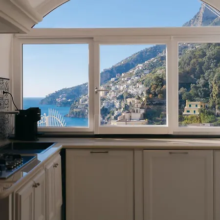 Angelina Art Apartment