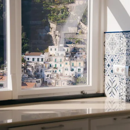 Angelina Art Apartment