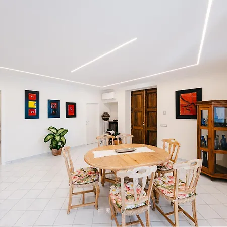 Apartament Angelina Art